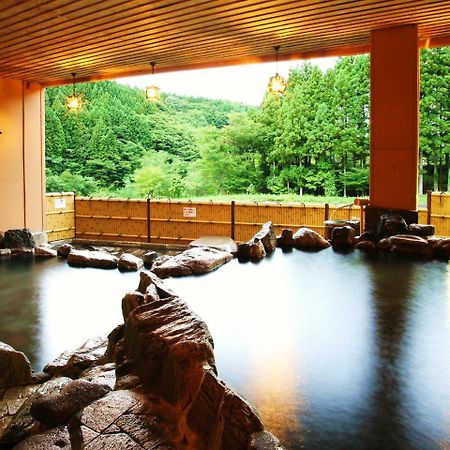 土湯温泉 やすらぎの宿 向瀧旅館 Fukushima  Zewnętrze zdjęcie