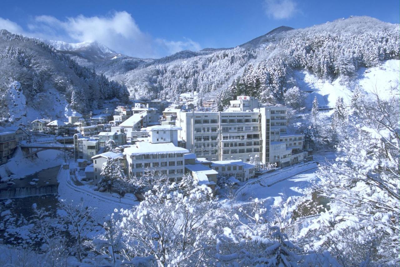 土湯温泉 やすらぎの宿 向瀧旅館 Fukushima  Zewnętrze zdjęcie