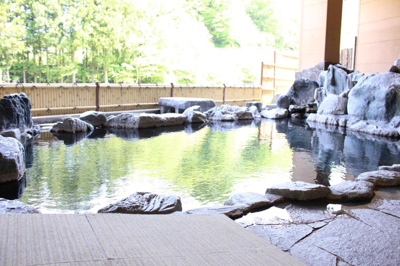 土湯温泉 やすらぎの宿 向瀧旅館 Fukushima  Zewnętrze zdjęcie